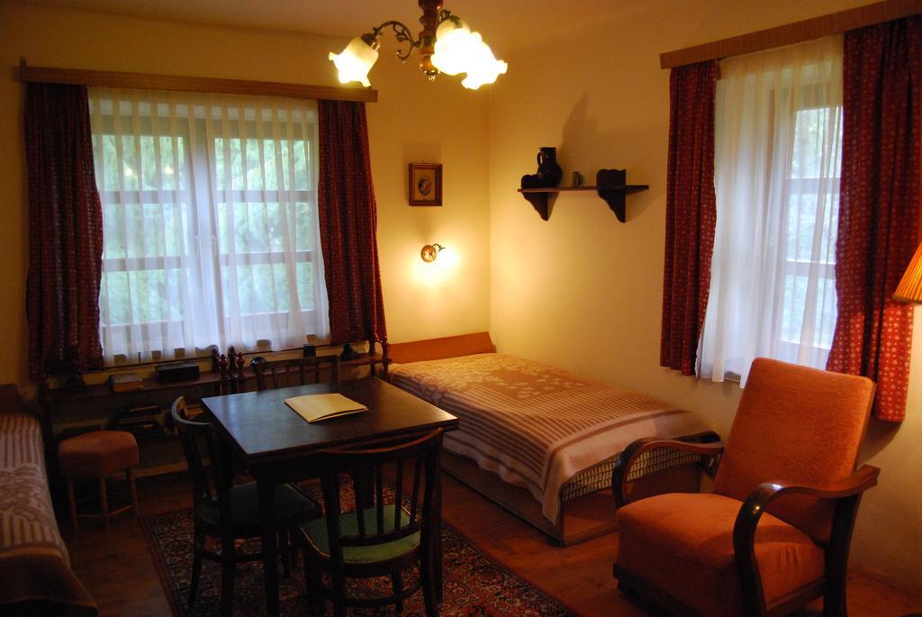 Boroka Apartmanhazak - Oereghaz 벨렘 객실 사진